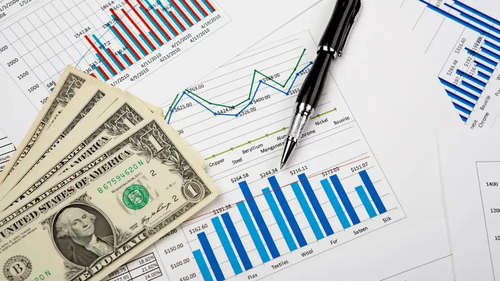 Como escolher um livro de economia